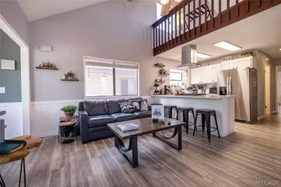 114 Cedar Lane, Sugarloaf, CA 92386 - Photo 14