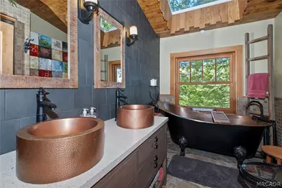 540 Rose Quartz Drive, Lake Arrowhead, CA 92352 - Photo 28