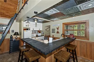 540 Rosequartz Dr, Lake Arrowhead, CA 92352 - Photo 16