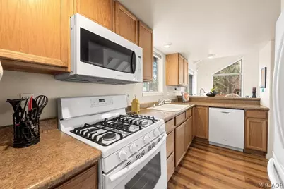 1091 Dumas Lane, Big Bear City, CA 92314 - Photo 12