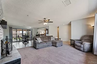 13115 Rolling Ridge Drive, Victorville, CA 92395 - Photo 14