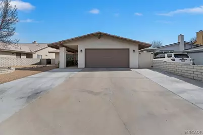 13115 Rolling Ridge Drive, Victorville, CA 92395 - Photo 4