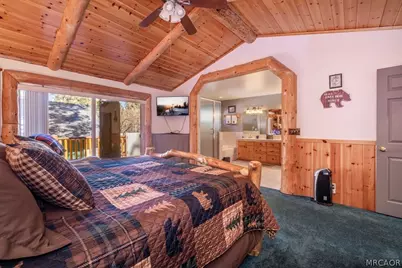 42779 Castlewood Road, Big Bear Lake, CA 92315 - Photo 22