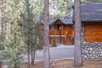 42779 Castlewood Road, Big Bear Lake, CA 92315 - Photo 2