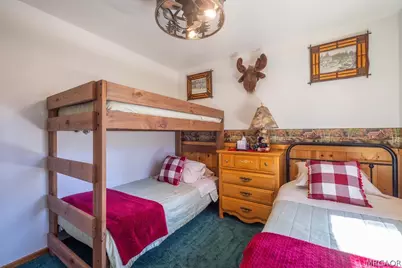 42779 Castlewood Road, Big Bear Lake, CA 92315 - Photo 30