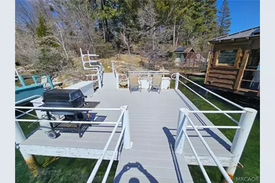 N 295 North Shore Rd #B, Lake Arrowhead, CA 92352 - Photo 12