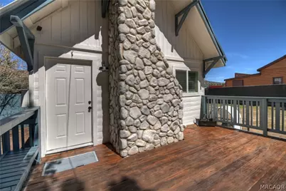 927 W Fairway Boulevard, Big Bear City, CA 92314 - Photo 32