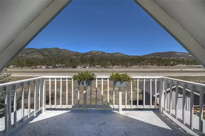 927 W Fairway Boulevard, Big Bear City, CA 92314 - Photo 28