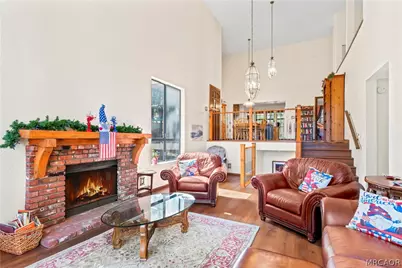 27528 Ashwood Lane #27528, Lake Arrowhead, CA 92352 - Photo 14