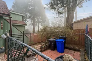 1051 Playground Dr, Crestline, CA 90031 - Photo 32