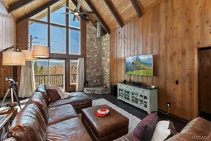 27994 W Shore Rd, Lake Arrowhead, CA 92352 - Photo 4