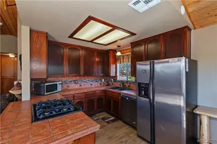 43850 Yosemite Dr, Big Bear Lake, CA 92315 - Photo 18