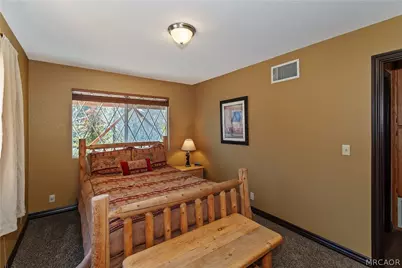 43850 Yosemite Drive, Big Bear Lake, CA 92315 - Photo 26