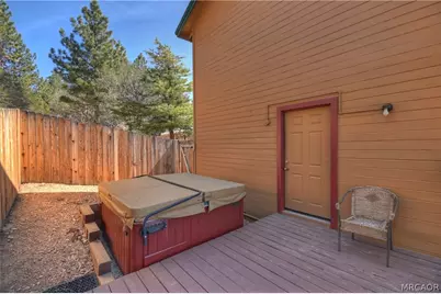 43850 Yosemite Drive, Big Bear Lake, CA 92315 - Photo 36