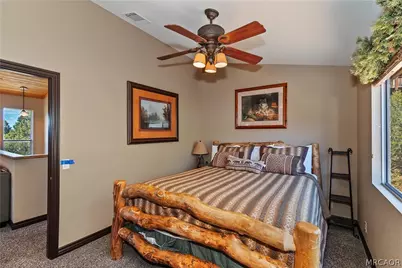 43850 Yosemite Drive, Big Bear Lake, CA 92315 - Photo 22