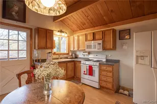 875 Santa Barbara Ave, Sugarloaf, CA 92386 - Photo 24