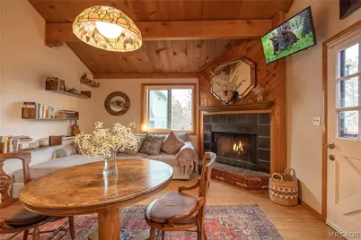 875 Santa Barbara Avenue, Sugarloaf, CA 92386 - Photo 20