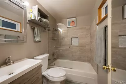 875 Santa Barbara Avenue, Sugarloaf, CA 92386 - Photo 28