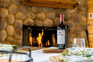 1127 Crags Ln, Fawnskin, CA 92333 - Photo 10