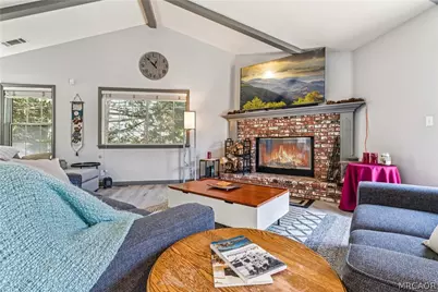 27487 North Bay Road, Lake Arrowhead, CA 92352 - Photo 2