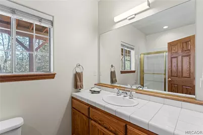 27487 North Bay Road, Lake Arrowhead, CA 92352 - Photo 32