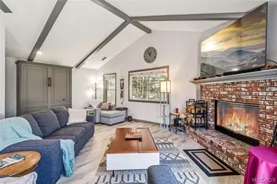 27487 North Bay Road, Lake Arrowhead, CA 92352 - Photo 4