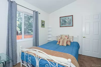 561 San Bernardino Avenue, Sugarloaf, CA 92386 - Photo 24