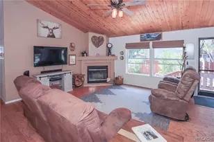 561 San Bernardino Ave, Sugarloaf, CA 92386 - Photo 16