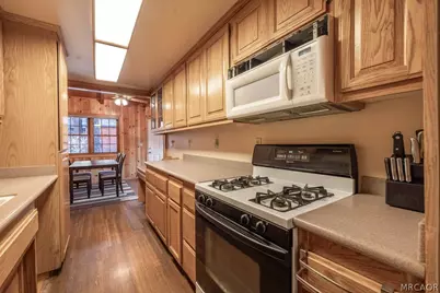 619 Knight Avenue, Big Bear Lake, CA 92315 - Photo 8