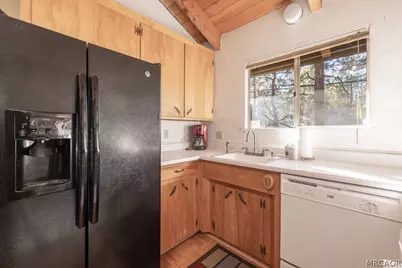 41789 Comstock Lane, Big Bear Lake, CA 92315 - Photo 20