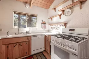 41789 Comstock Ln, Big Bear Lake, CA 92315 - Photo 18