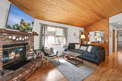 921 Wendy Avenue, Big Bear City, CA 92314 - Photo 10