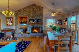 863 Grass Valley Rd, Lake Arrowhead, CA 92352 - Photo 8