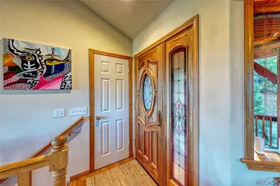 863 Grass Valley Road, Lake Arrowhead, CA 92352 - Photo 2