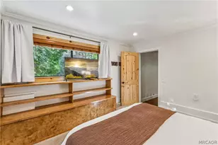 499 Golf Course Ln, Lake Arrowhead, CA 92352 - Photo 22