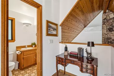 24950 Highland Drive, Crestline, CA 92325 - Photo 18