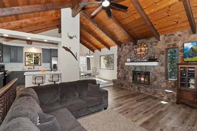 30573 Live Oak Drive, Running Springs, CA 92382 - Photo 12