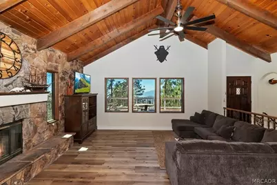 30573 Live Oak Drive, Running Springs, CA 92382 - Photo 16