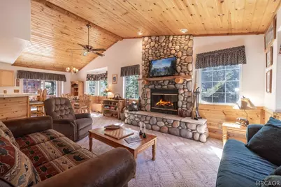 1030 Jasper Drive, Big Bear City, CA 92314 - Photo 6