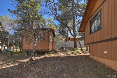 843 Victoria Lane, Sugarloaf, CA 92386 - Photo 28