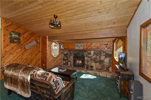 843 Victoria Ln, Sugarloaf, CA 92386 - Photo 8