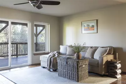 183 Chipmunk Drive, Lake Arrowhead, CA 92352 - Photo 20