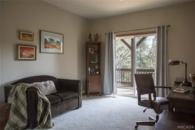 183 Chipmunk Drive, Lake Arrowhead, CA 92352 - Photo 14