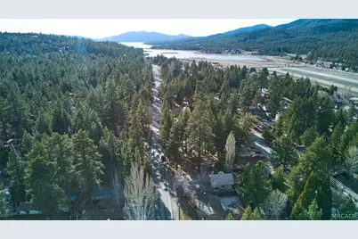 805 W Big Bear Blvd Boulevard, Big Bear City, CA 92314 - Photo 38