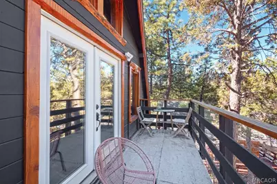 108 E Rainbow Boulevard, Big Bear City, CA 92314 - Photo 10