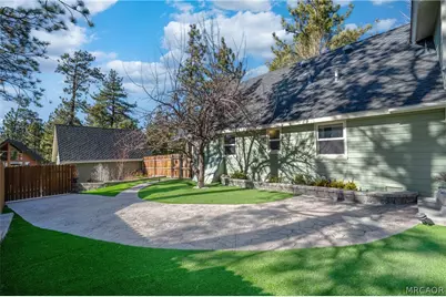 195 Knoll Road, Big Bear Lake, CA 92315 - Photo 2