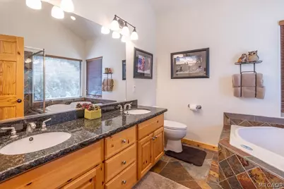 1046 Heritage Trail, Big Bear City, CA 92314 - Photo 34