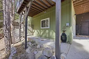 528 Brentwood Dr, Lake Arrowhead, CA 92352 - Photo 8
