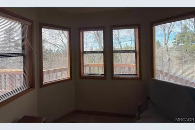 33466 Angeles Drive, Green Valley Lake, CA 92341 - Photo 34