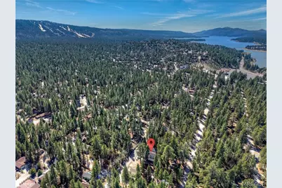 911 Sugarloaf Boulevard, Big Bear City, CA 92314 - Photo 48